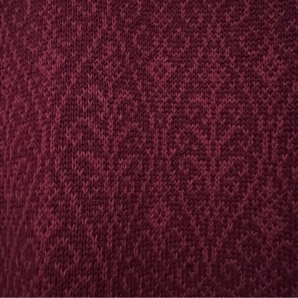 Nomadic Traders red Nordic-style sweater - Picture 5 of 9